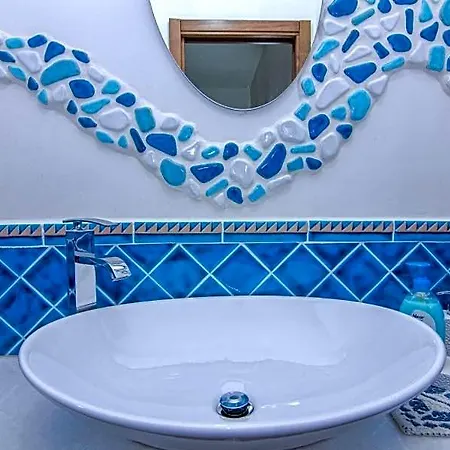 Tortoli' Hotel *